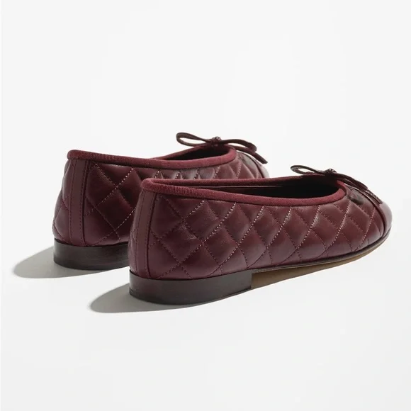 Chanel 26P Dark Burgundy Flats | Size 38 - Picture 5 of 13